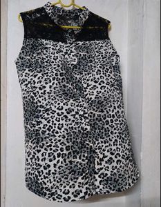 Stylish Women's Tops - Set of 2