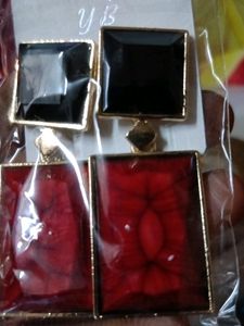 Red Black Earings