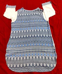 Elegant White &amp; Blue Kurta Top