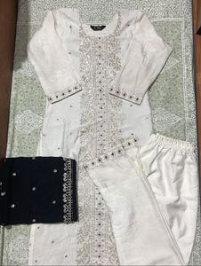 Elegant Embroidered Kurta Set with Dupatta