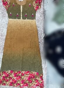 Floral Print Green &amp; Beige Kurta