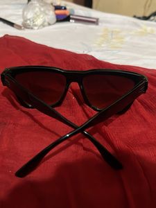Stylish Black Square Sunglasses