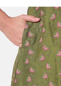 Saaki Dress