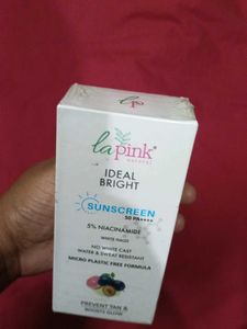 La Pink Ideal Bright Sunscreen SPF 50