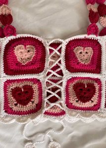 crochet red heart top( pinterest design)