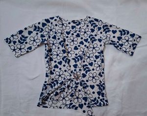 Cute Floral Print Top (Freebies Included🎊☑️)