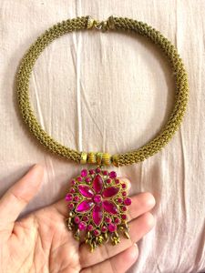 Price Drop | Traditional Pink Stone Choker Set 💕