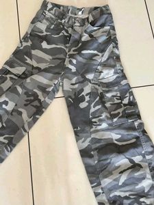 Newme Camouflage Cargo Pants
