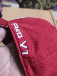 titlest golf cap