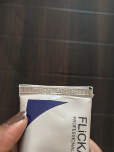 Flicker Professional Silk Touch Moisturizer &amp; Prim