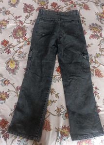 Trendy Washed Cargo Jeans