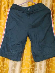 Stylish Boys’ 2-Piece Set – Shirt + Shorts