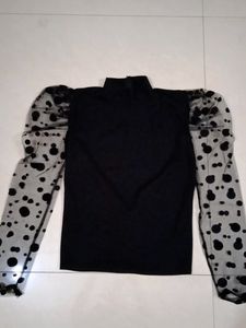 Flash Sale⚡Black Top