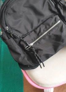 brand new👌📣Sleek Black Nylon Backpack