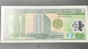 1 Quetzal Guatemala Nice Condition Rare
