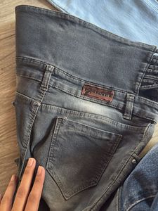 Stylish Jeans for Women