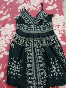 Women dress