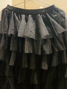 Elegant Black Tiered Tulle Skirt