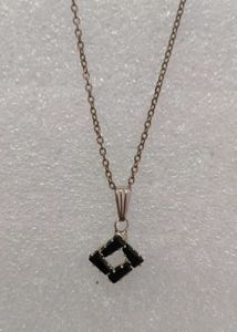 Elegant Chain Necklace