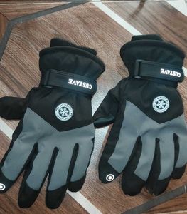 Black Unisex Winter Gloves