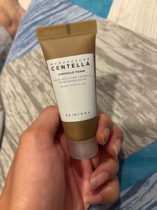Centella Ampoule Foam Cleanser