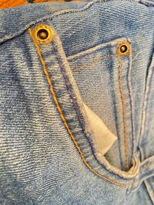 Original Lee Men’s Jeans Up For Grab!!!