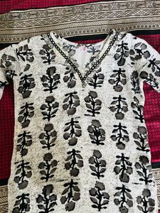 Elegant Printed Cotton Kurta