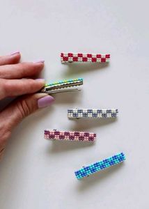 Beaded hair clips set