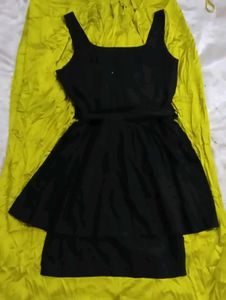 Chic Black Sleeveless Mini Dress