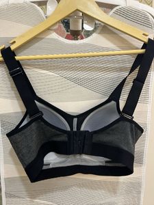 Comfortable Sports Bra size S