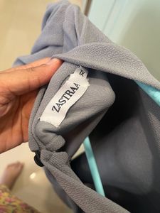 Stylish Grey Puff Sleeve Top