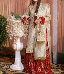 Exquisite Lehenga Choli Set