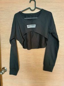 Oversized Crop Sweatshirt