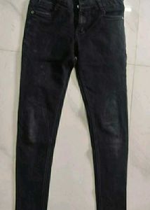 Classic Black Skinny Fit Jeans