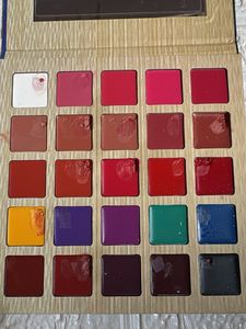 DE'LANCI Multishade Lip Palette