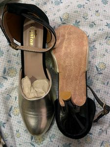 Stylish Gold &amp; Black Heels