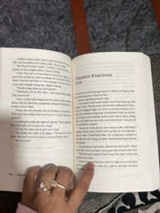 Novel book - it starts with us