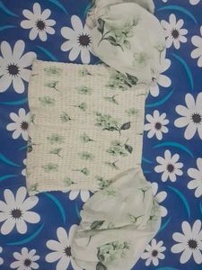 Floral puff sleeves crop top
