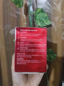 Olay Regenerist Revitalising Hydration Cream