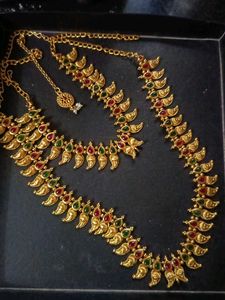 Elegant Gold-Toned Necklace Combo Set