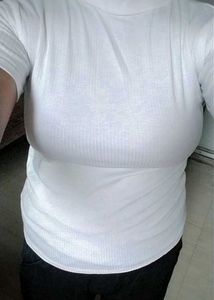 White High neck Top🤍