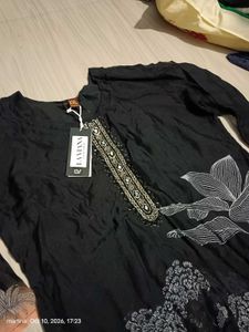 Elegant Black Floral Kurti