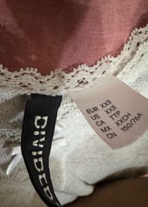 lace trimmed grey heart cami top y2k