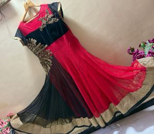 Stunning xxl  Red &amp; Black Embroidered Gown