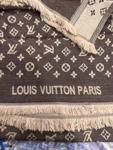 Louis Vuitton Shawl