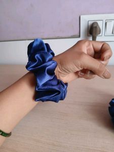 Blue Hair Scrancheis 4