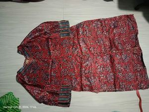 Chic Red Floral Kurti