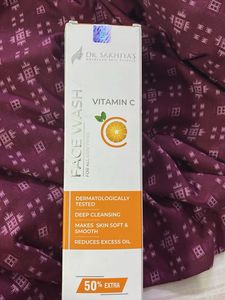 Dr. Sakhiya's Vitamin C Face Wash