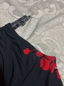 Chic Black Floral Print Halter Top