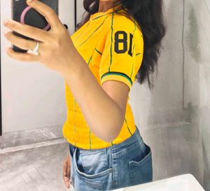 Jamaica/Yellow V-Neck Graphic T-Shirt